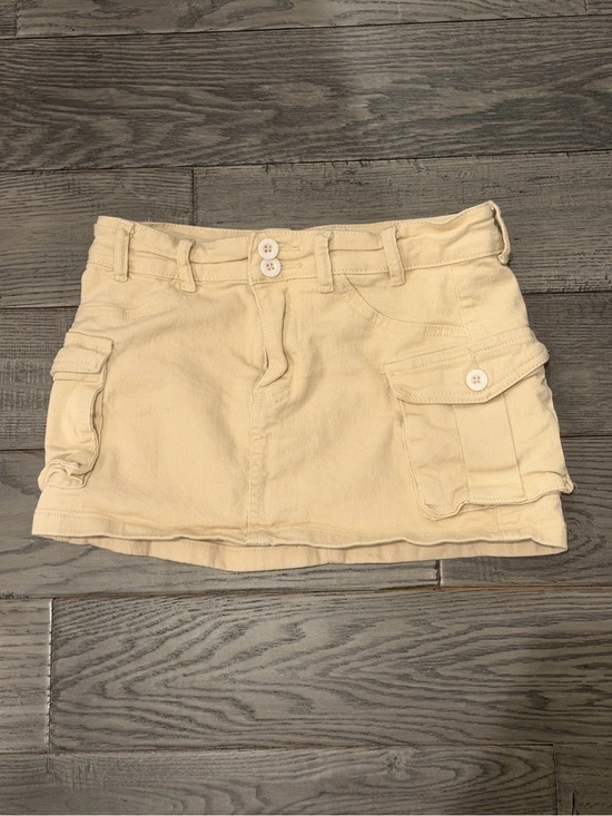 Dresses & Skirts - Women's Mini Cargo Skirt in Light Beige